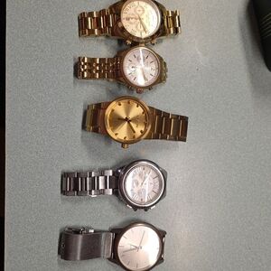 Nixon Men's Gold-Tone Minimalist Bracelet Watch